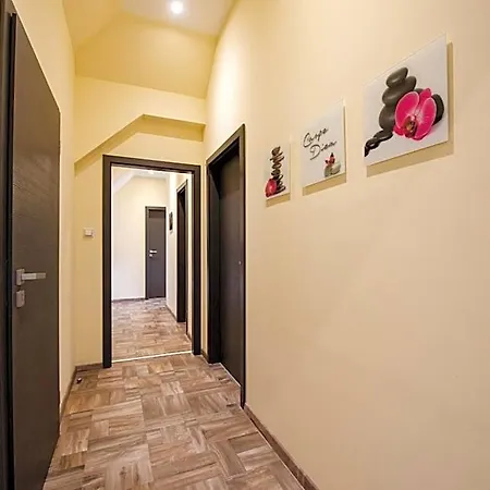 Apartahotel Brigitte