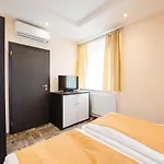Brigitte Hotel apartamentowy Bratysława