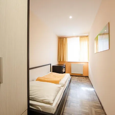 Brigitte 3* Bratislava